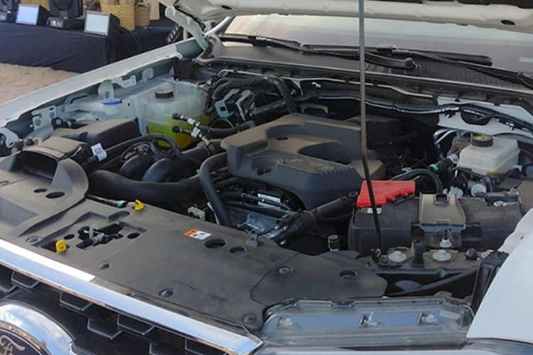 Ford Everest 2025 ra mắt với động cơ mạnh 300 mã lực - Hình 4 Ford Everest 2025 ra mat voi dong co manh 300 ma luc-Hinh-4