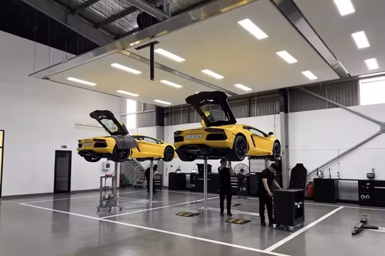 Lamborghini Aventador “keng” nhất Việt Nam về tay đại gia Sài thành Lamborghini Aventador “keng” nhat Viet Nam ve tay dai gia Sai thanh