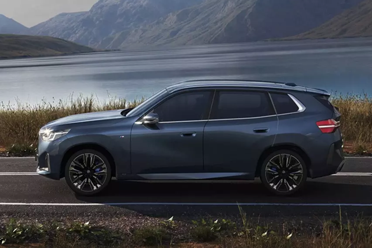 BMW X3 co ban truc co so dai de 