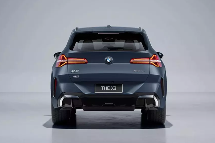 BMW X3 co ban truc co so dai de 