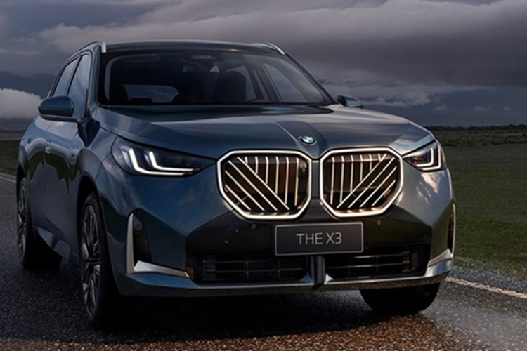 BMW X3 co ban truc co so dai de 
