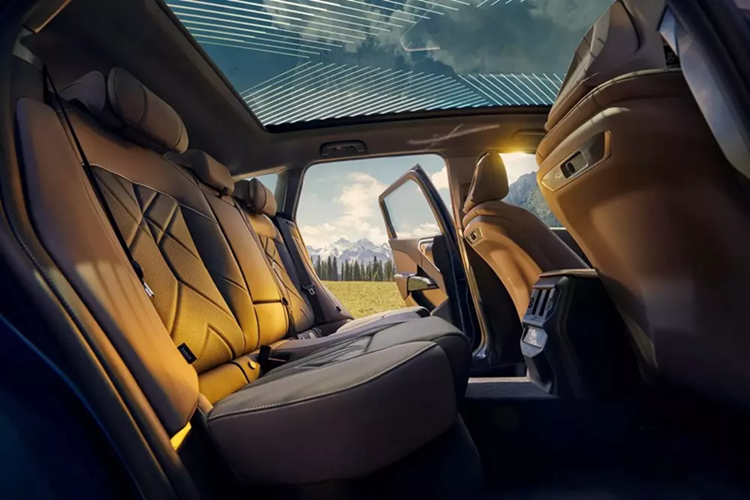 BMW X3 co ban truc co so dai de 