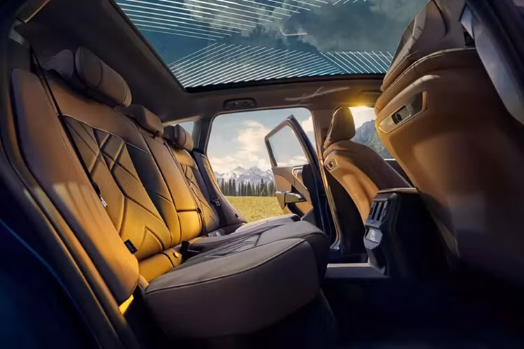 BMW X3 co ban truc co so dai de 