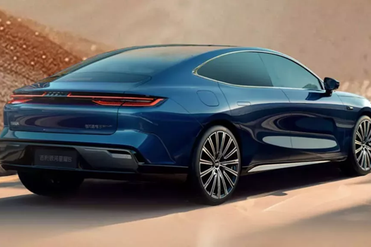 Geely ra mắt sedan Galaxy Starshine 8 mới, liệu có về Việt Nam? - Hình 4 Geely ra mat sedan Galaxy Starshine 8 moi, lieu co ve Viet Nam?-Hinh-4