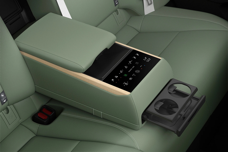 Lexus ES the he thu 8 them truyen dong hybrid va dong co dien-Hinh-11