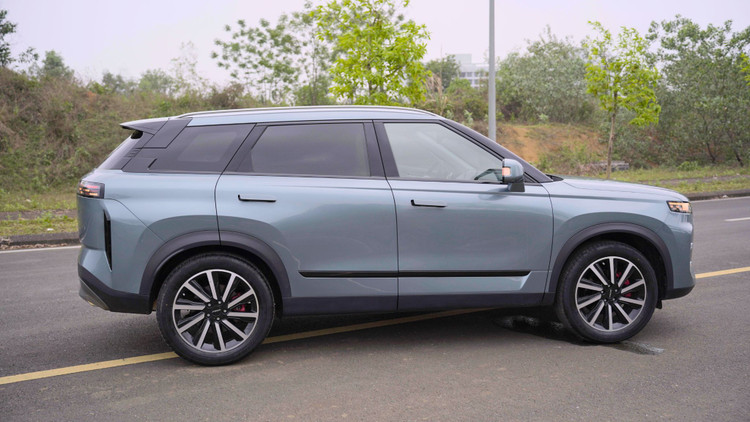 Jeacoo J7 - thach thuc xe Nhat, Han voi trang bi vuot tam gia-Hinh-2