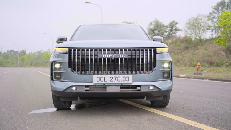 Jeacoo J7 - thach thuc xe Nhat, Han voi trang bi vuot tam gia