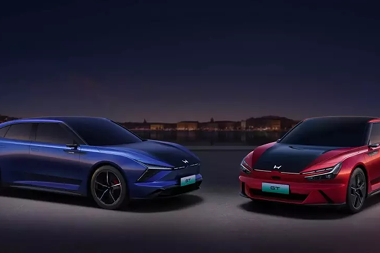 Tan thay Honda GT - oto dien moi voi noi that 6 man hinh-Hinh-2