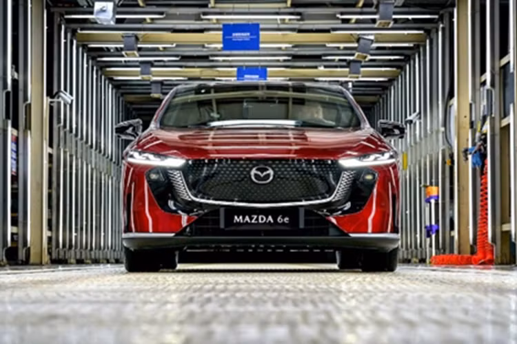 Mazda 6e sap chao san Dong Nam A, se ban tai Viet Nam?