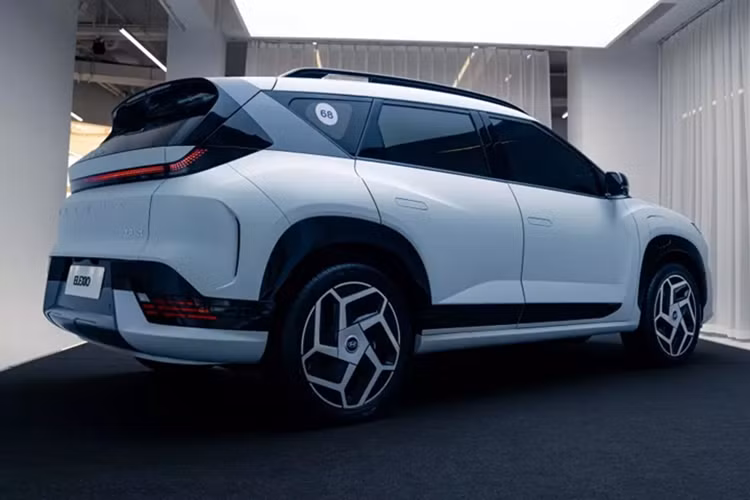 Hyundai Elexio 2026 - SUV dien toan cau moi chay 700 km/lan sac-Hinh-10