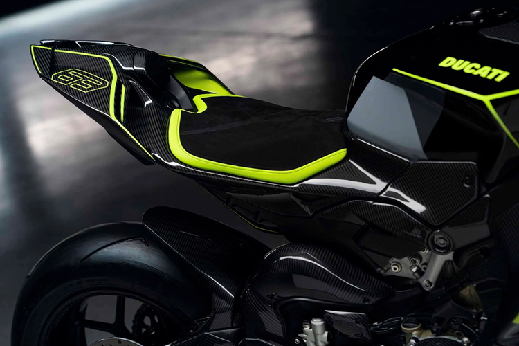 Ducati Panigale V4 Lamborghini - "xế nổ 2 bánh" DNA siêu xe - Hình 9 Ducati Panigale V4 Lamborghini -