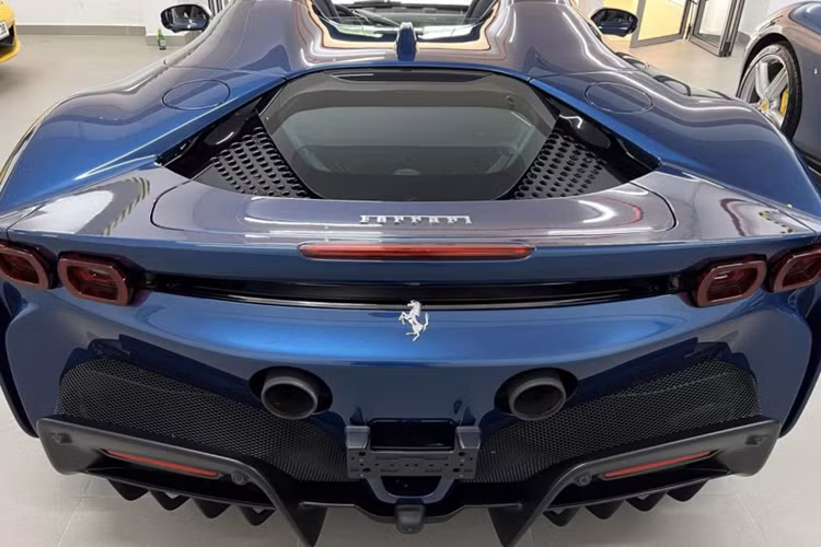 Ferrari SF90 Spider gần 55 tỷ của Cường Đô la "tái xuất" - Hình 4 Ferrari SF90 Spider gan 55 ty cua Cuong Do la