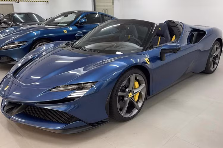 Ferrari SF90 Spider gần 55 tỷ của Cường Đô la "tái xuất" - Hình 2 Ferrari SF90 Spider gan 55 ty cua Cuong Do la