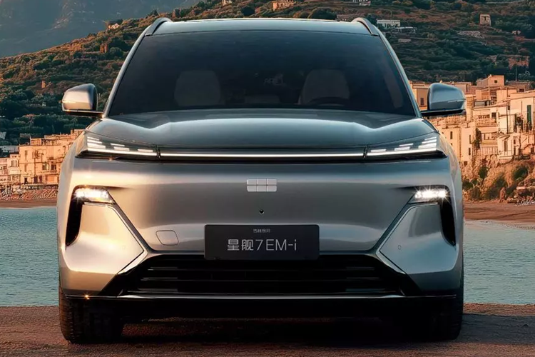 Geely Galaxy Starship 7 EM-i “đắt như tôm tươi“ tại Trung Quốc - Hình 2 Geely Galaxy Starship 7 EM-i “dat nhu tom tuoi“ tai Trung Quoc-Hinh-2