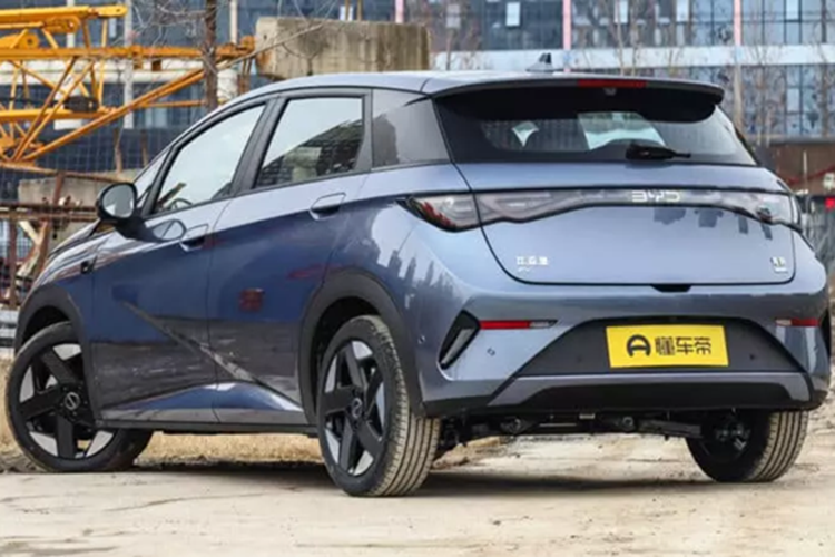 BYD Dolphin 2025 từ 323 triệu tại Trung Quốc, "xịn" hơn bản Việt Nam - Hình 4 BYD Dolphin 2025 tu 323 trieu tai Trung Quoc,