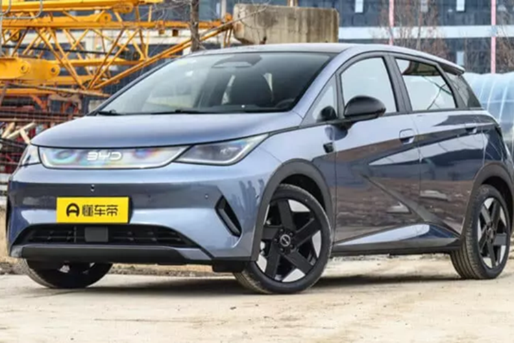 BYD Dolphin 2025 từ 323 triệu tại Trung Quốc, "xịn" hơn bản Việt Nam - Hình 3 BYD Dolphin 2025 tu 323 trieu tai Trung Quoc,