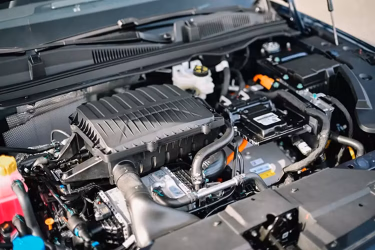 Can canh Omoda C5 HEV chay 1.000km/binh xang sap ve Viet Nam?-Hinh-2