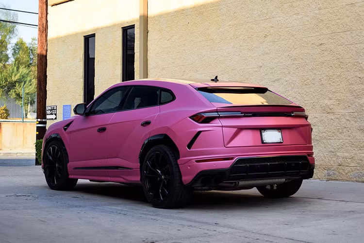 Lamborghini Urus hon 16 ty 