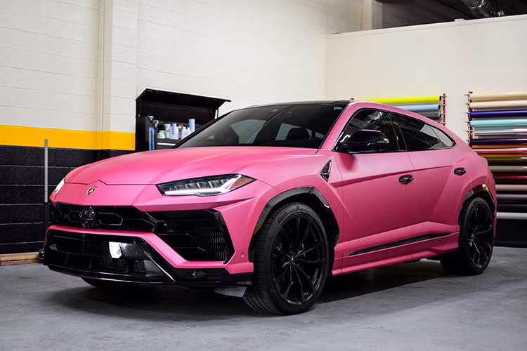 Lamborghini Urus hon 16 ty 