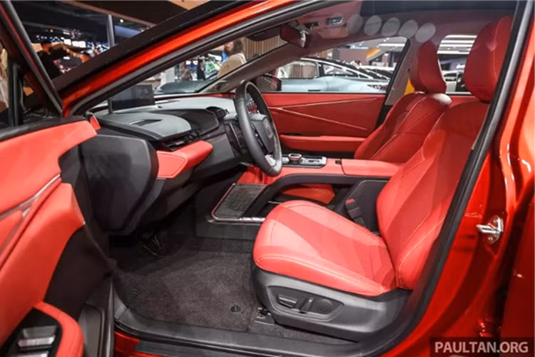 Can canh Toyota bZ5 tu 455 trieu dong, tam hoat dong 630 km-Hinh-7