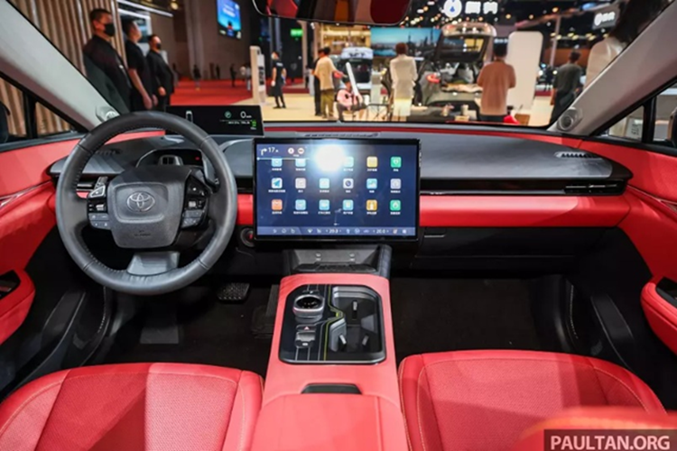 Can canh Toyota bZ5 tu 455 trieu dong, tam hoat dong 630 km-Hinh-6