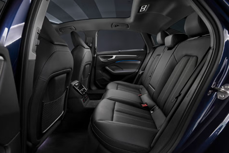 Audi A6 2025 hon 1,6 ty dong, nang cap 