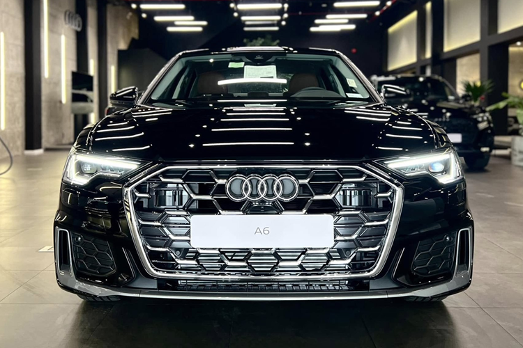 Audi A6 2025 hon 1,6 ty dong, nang cap 
