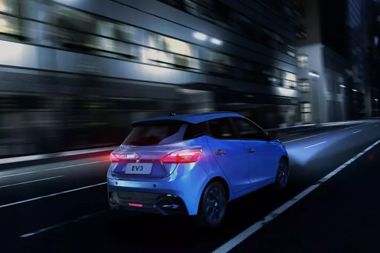 JMEV ra mắt EV3 Plus 2025 chỉ 205 triệu đồng "đấu" Wuling Bingo - Hình 5 JMEV ra mat EV3 Plus 2025 chi 205 trieu dong