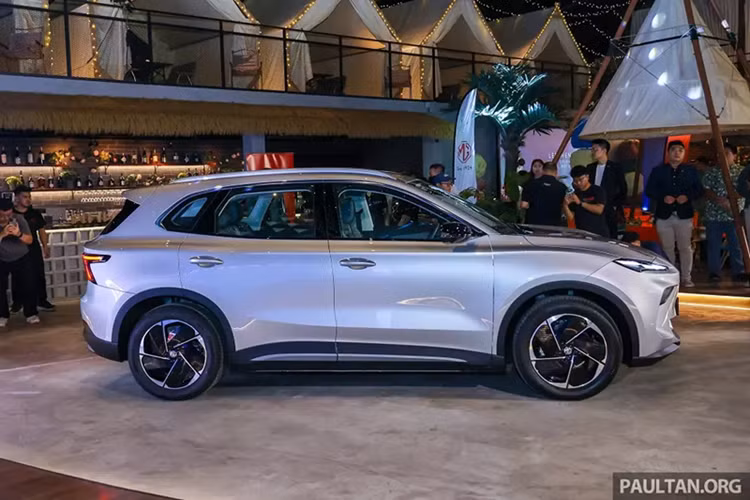 Soi SUV dien MG S5 EV tu 670 trieu dong, sap ve Viet Nam-Hinh-3