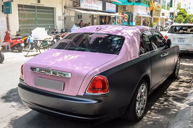 “Nu hoang noi y” Ngoc Trinh ban Rolls-Royce Ghost sieu sang bac ty-Hinh-9