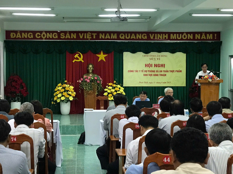 quang-canh-hoi-nghi.jpg