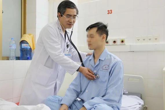 Phát hiện nhồi máu cơ tim sớm qua điện tim trước nội soi