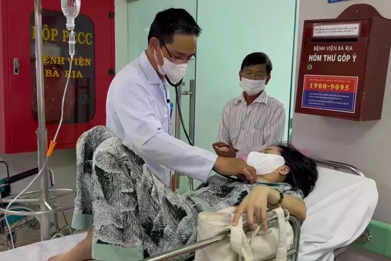 Ngộ độc thực phẩm sau tiệc tất niên tại Bà Rịa khiến 46 người nhập viện