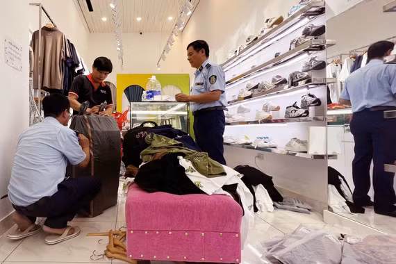 Hà Nội phát hiện gần 1.400 sản phẩm giả mạo thương hiệu nổi tiếng