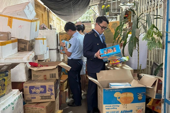 Đà Nẵng tăng cường chống hàng giả dịp Tết Nguyên đán Bính Ngọ