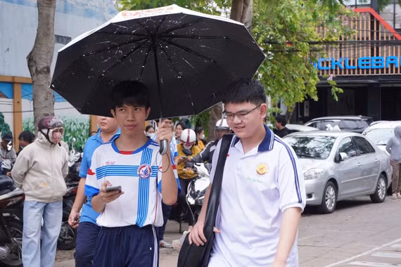 Đề và gợi ý đáp án Ngữ văn thi vào lớp 10 THPT của Tây Ninh năm 2026