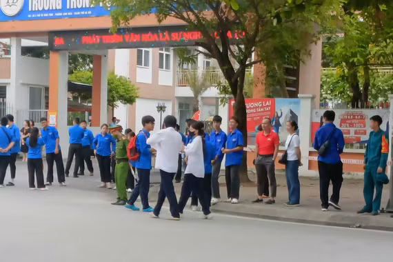 Bộ GD&ĐT công bố đáp án chính thức môn Ngữ văn thi tốt nghiệp THPT 2026