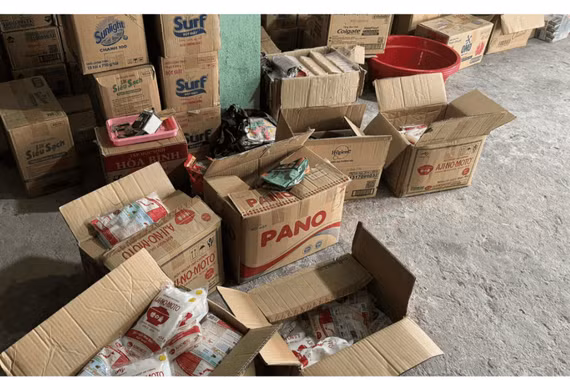 Phát hiện đường dây sản xuất phụ gia thực phẩm giả quy mô lớn tại TPHCM