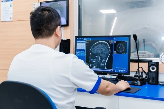 Nhận biết sớm dấu hiệu đau thần kinh chẩm, phòng ngừa biến chứng nguy hiểm