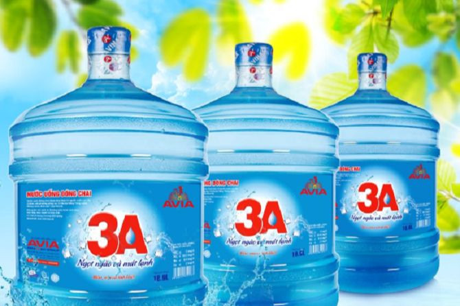 Nước uống đóng chai AVIA 3A bị thu hồi. (Hình minh họa)