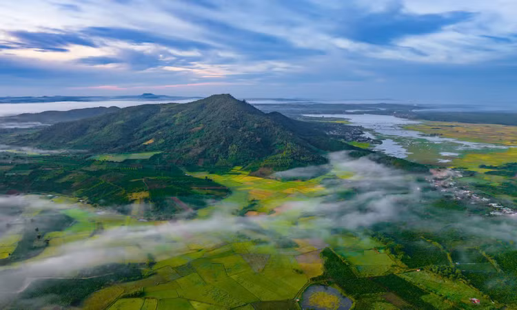 Chư Đăng Ya đẹp mơ màng, quyến rũ - Ảnh: Đô Đô.