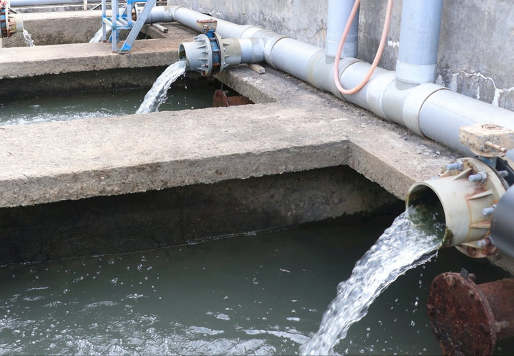 Gây ô nhiễm môi trường, Công ty dịch vụ và môi trường Trọng Hiếu bị xử phạt hơn 1,3 tỷ đồng. (Ảnh minh họa)