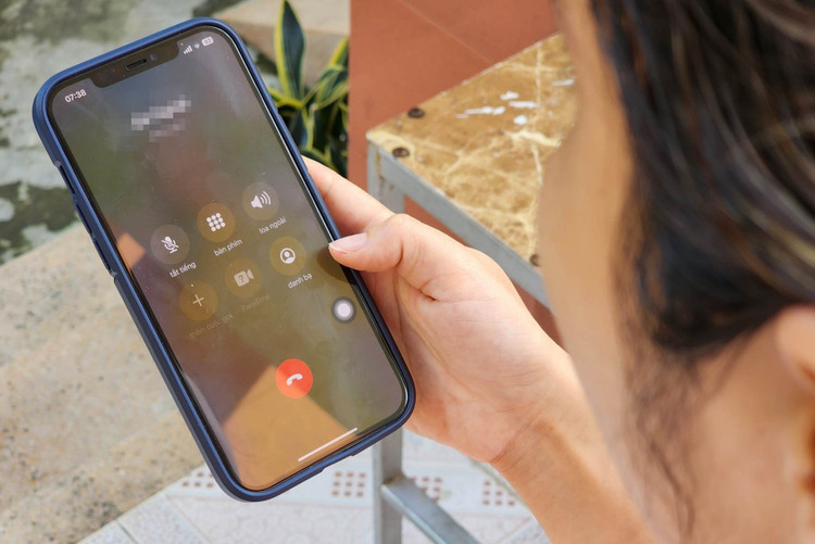 Nhận cuộc gọi thông báo cập nhật dữ liệu dân cư, người phụ nữ ở Hà Nội bị mất 600 triệu đồng trong tài khoản. (Ảnh minh hoạ) Nhận cuộc gọi thông báo cập nhật dữ liệu dân cư, người phụ nữ ở Hà Nội bị mất 600 triệu đồng trong tài khoản. (Ảnh minh hoạ)