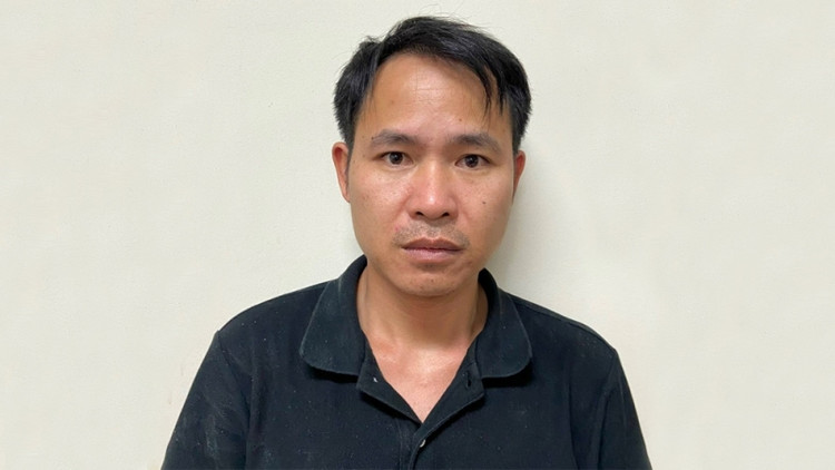 Đối tượng Trần Văn Dũng.