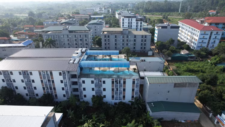 Nhà ở riêng lẻ thiết kế nhiều tầng, nhiều hộ ở để cho thuê tại huyện Thạch Thất, Hà Nội.