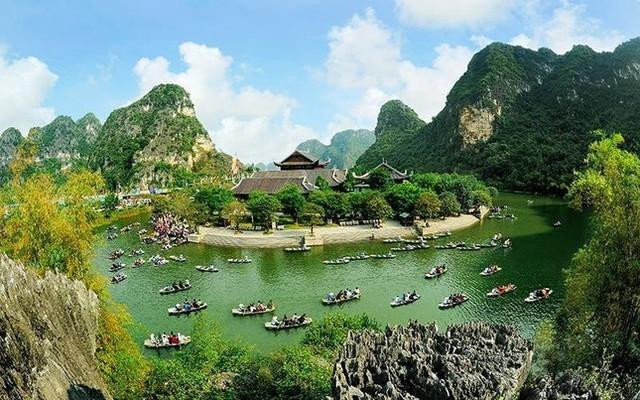 Khu đô thị du lịch sinh thái, văn hoá, lịch sử và nghỉ dưỡng Ninh Bình tại xã Sơn Hà và xã Quảng Lạc (huyện Nho Quan) có diện tích lập quy hoạch dự kiến khoảng 1.100ha. (Ảnh minh họa) Khu đô thị du lịch sinh thái, văn hoá, lịch sử và nghỉ dưỡng Ninh Bình tại xã Sơn Hà và xã Quảng Lạc (huyện Nho Quan) có diện tích lập quy hoạch dự kiến khoảng 1.100ha. (Ảnh minh họa)