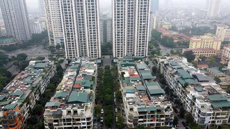 Đa số nhà phố thương mại xây dựng thêm tầng trái phép, cơi nới chuồng cọp, phá quy hoạch.