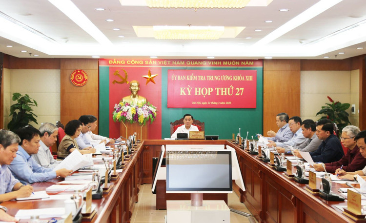 Kỳ họp 27 của Ủy ban Kiểm tra Trung ương. Kỳ họp 27 của Ủy ban Kiểm tra Trung ương.