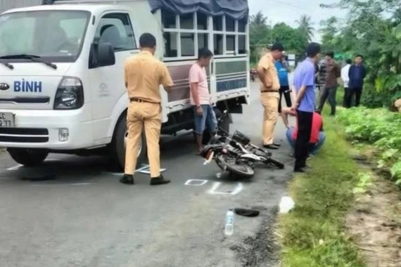 Động cơ bỏ lọt tội phạm vụ nữ sinh tử vong do TNGT ở Vĩnh Long?