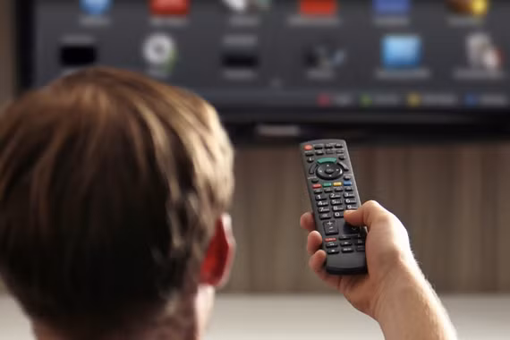 Ảnh hưởng của thói quen xem TV đến sức khỏe não bộ